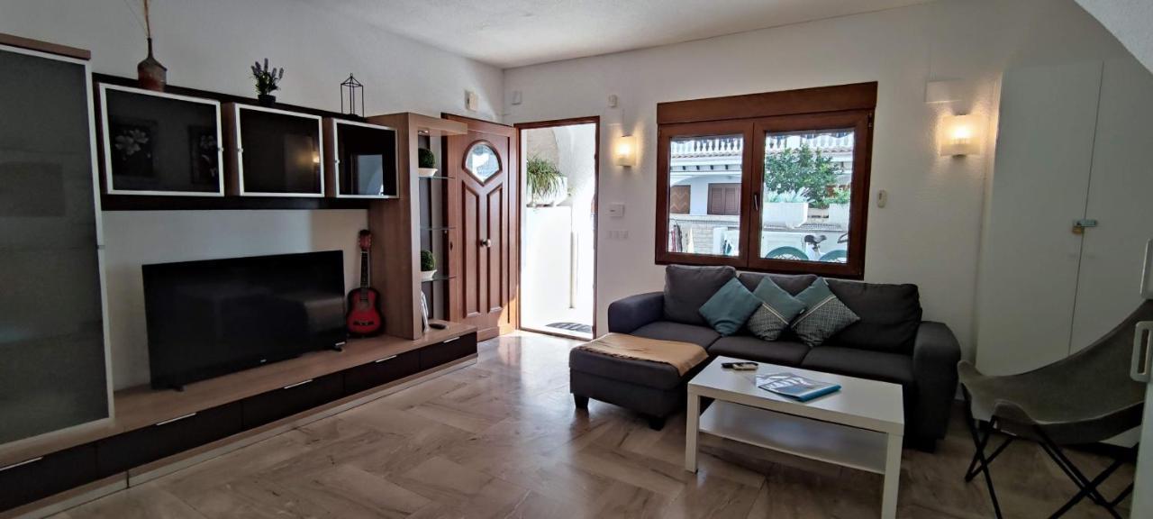 Beach Breeze Townhouse By The Beach Santa Pola Zewnętrze zdjęcie