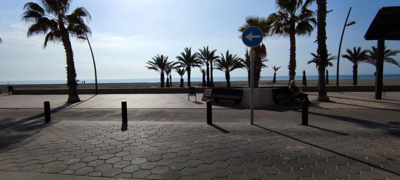 Beach Breeze Townhouse By The Beach Santa Pola Zewnętrze zdjęcie